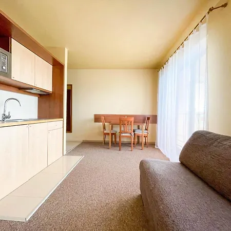 With Terrace & Amazing View فيلكا لومنيكا