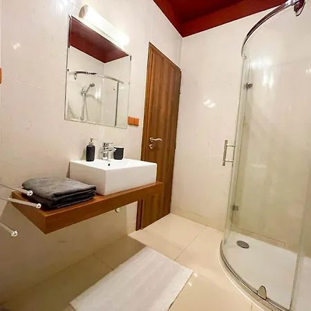 With Terrace & Amazing View Apartmán