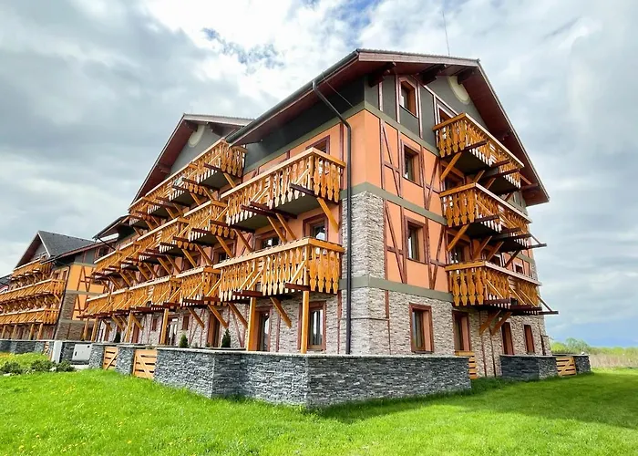 With Terrace & Amazing View *